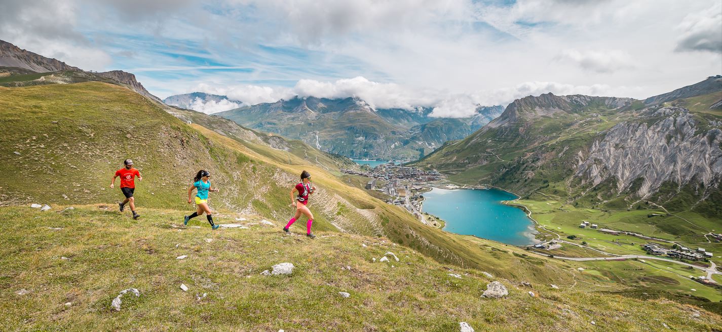 Comment bien s’équiper pour une sortie trail en montagne ?