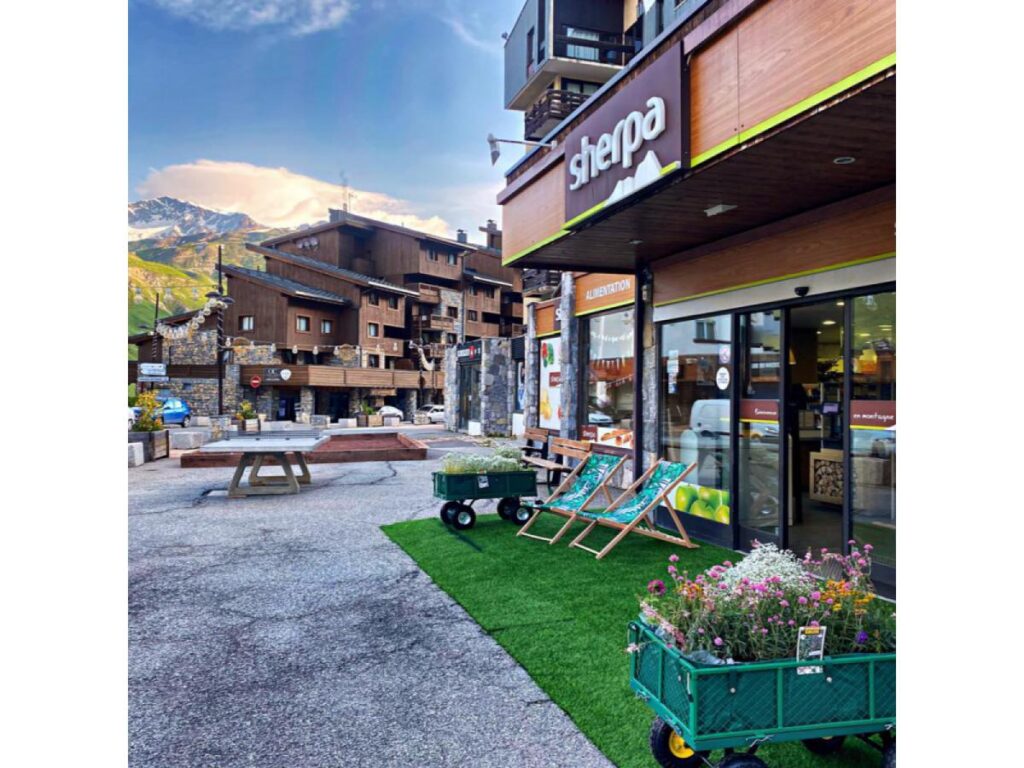 Sherpa val Claret Centre